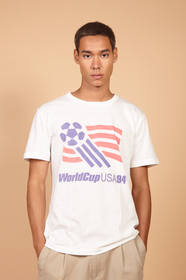 Camiseta de malha off-white estampada AMP World Cup 94