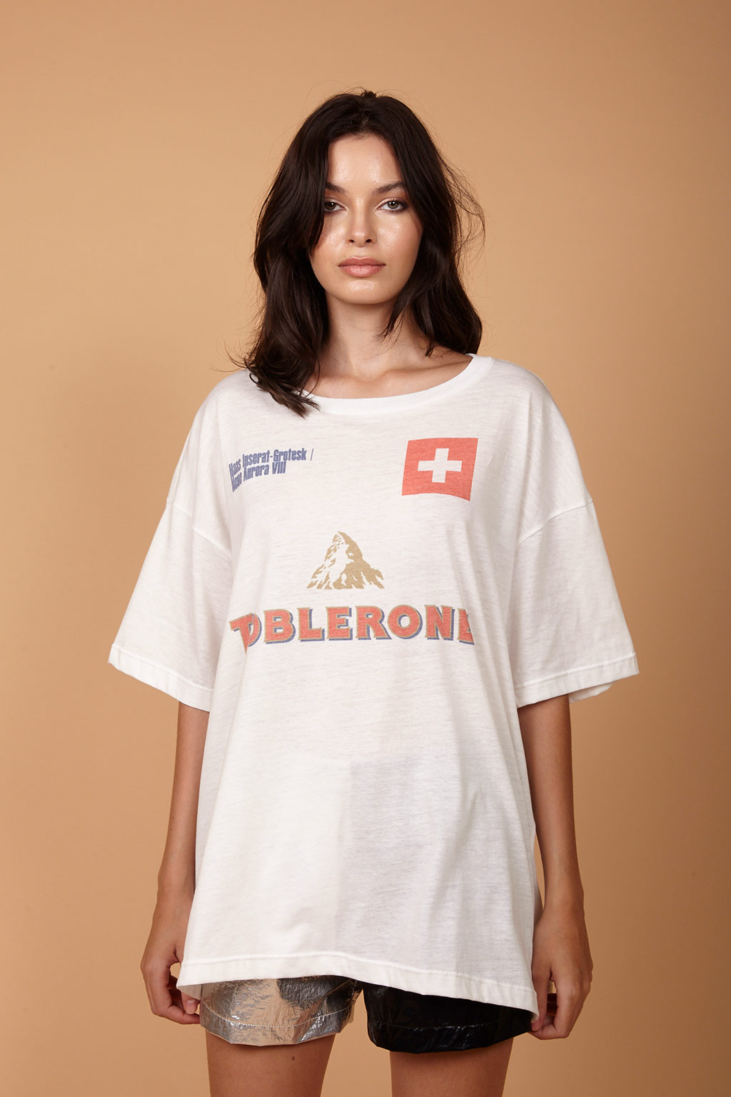 Camiseta estampada Oversized Suiça Toblerone