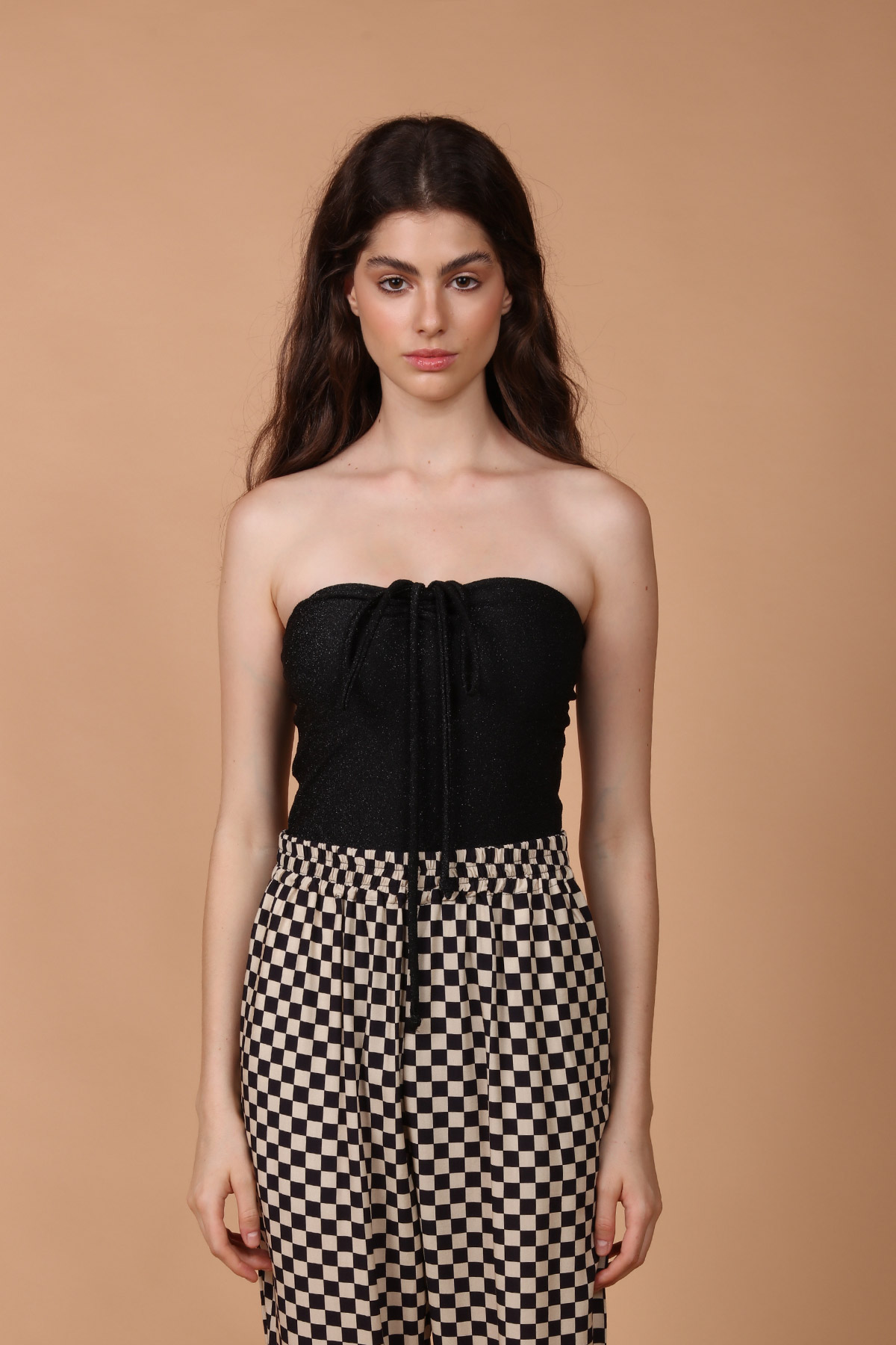 Body tomara que caia em lurex preto