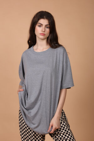 Camiseta básica oversize cinza