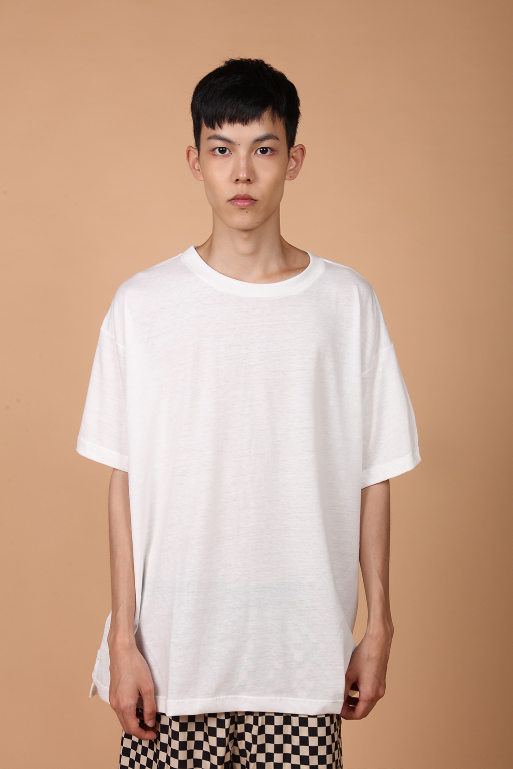 Camiseta básica oversize off-white