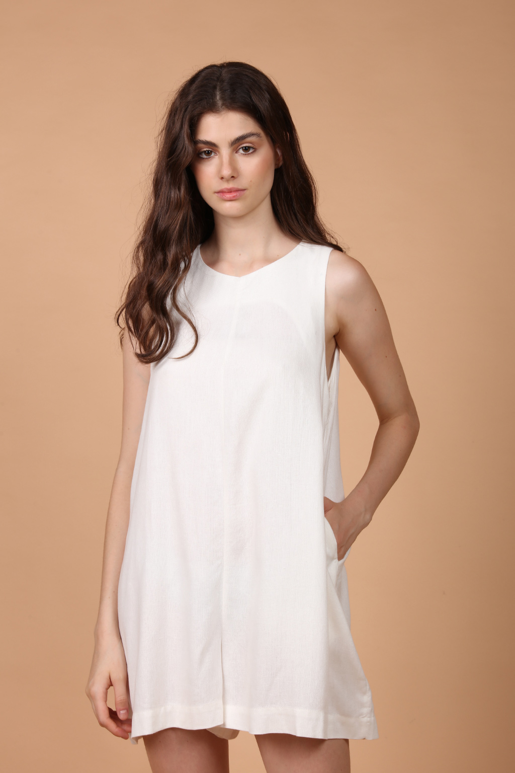 Macaquinho amplo de linho off-white