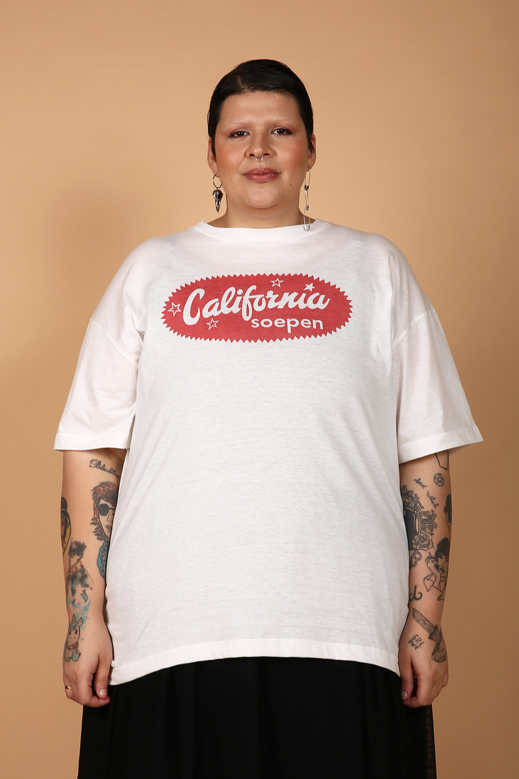 camiseta oversize off