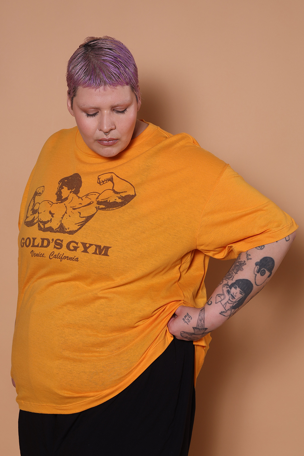 Camiseta oversize amarela estampada Golds Gym - AMP