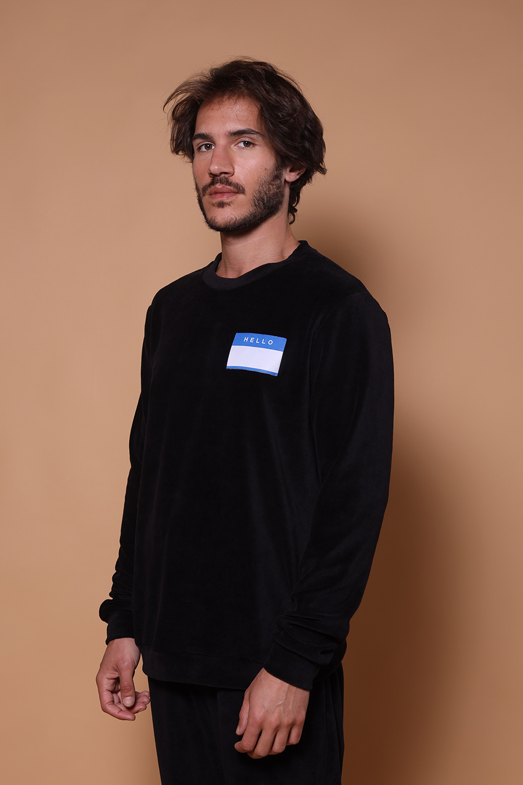 Moletom plush preto Hello