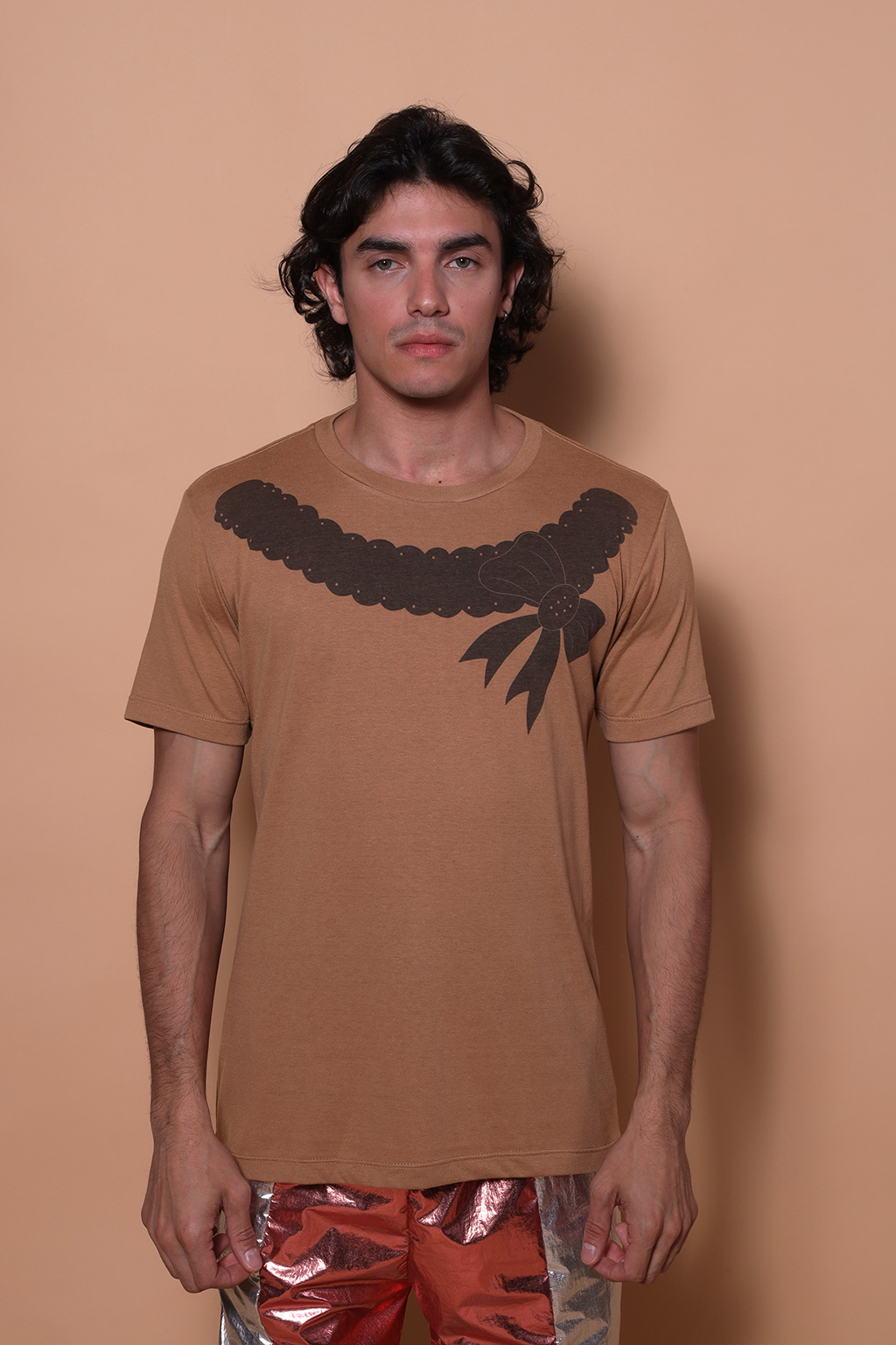 Camiseta bege estampada Laço