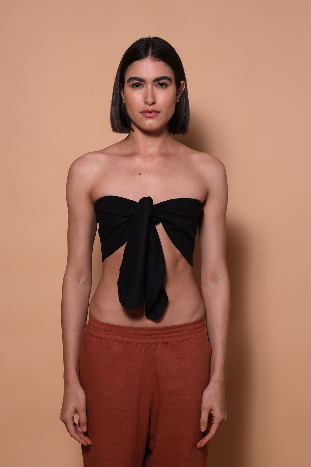 Top amarração linho preto