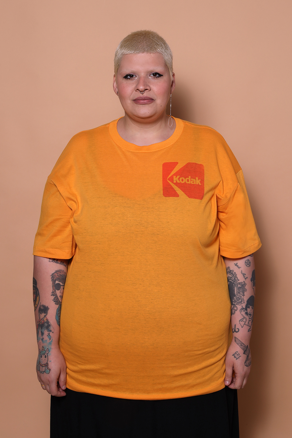 Camiseta oversize amarela estampada Kodak