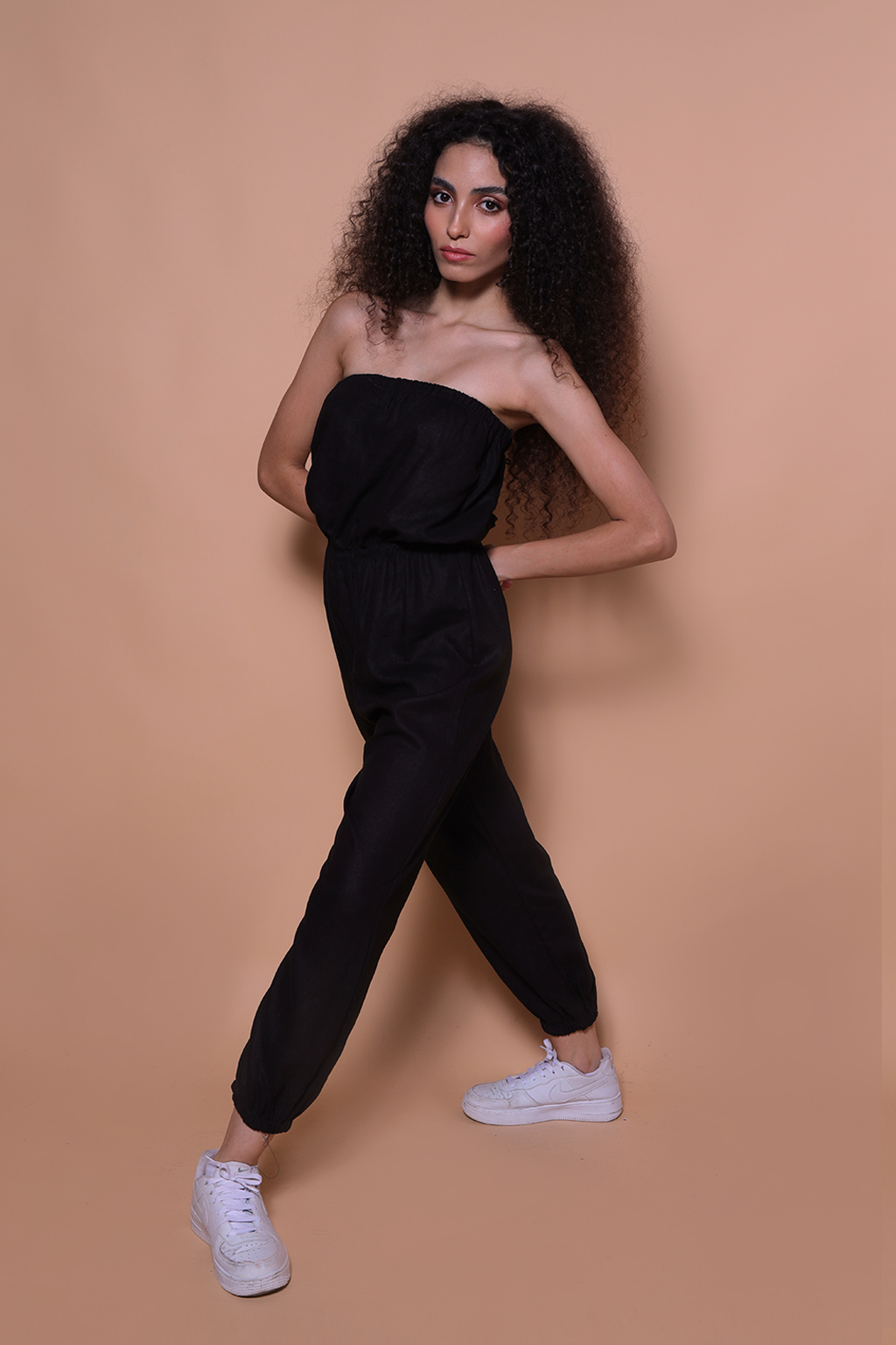 Macacão jogger linho preto