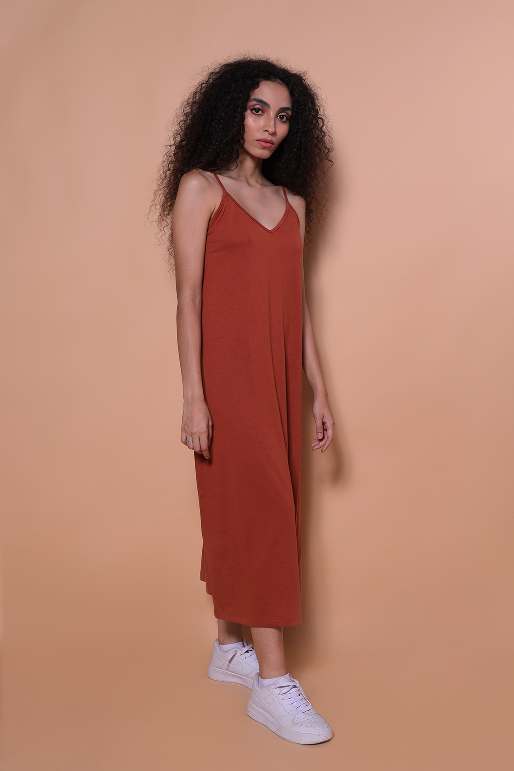 Vestido longo de alcinha tijolo