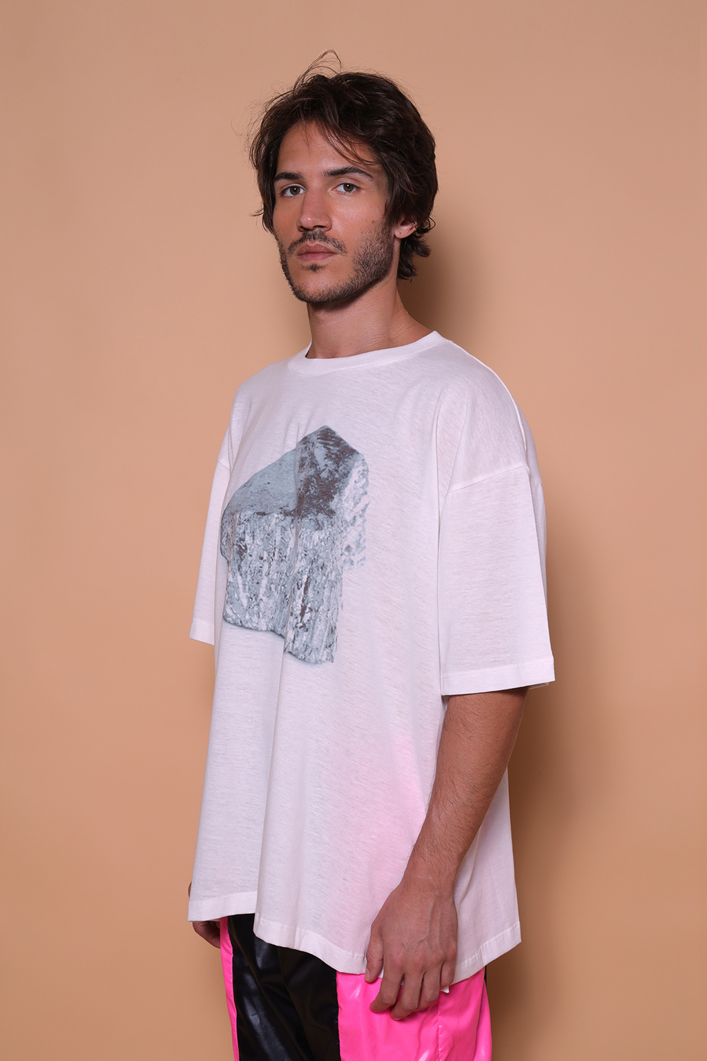Camiseta oversize estampada Pedra
