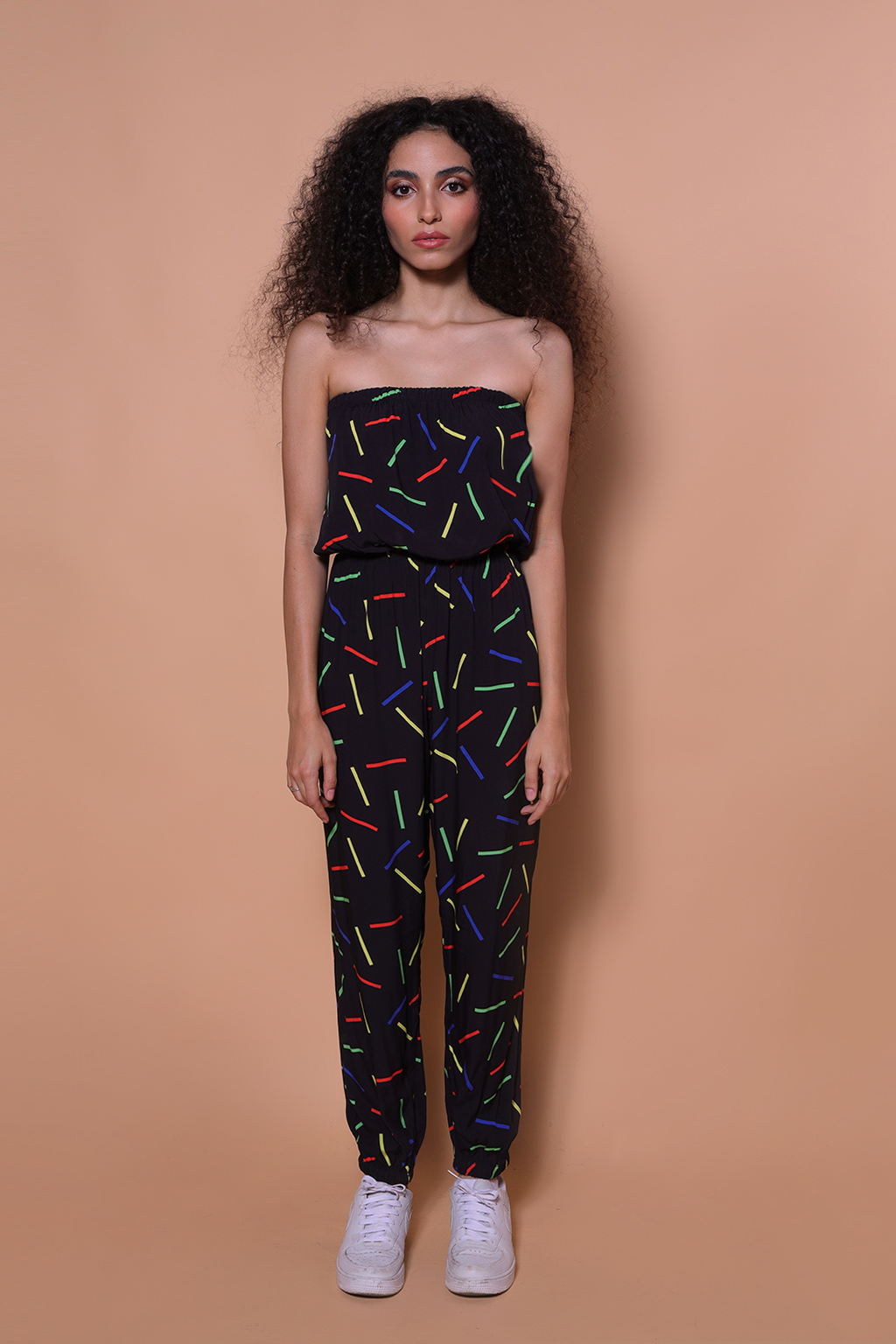 Macacão jogger estampado Palitos