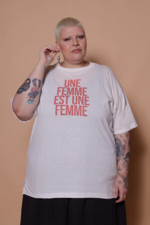 Camiseta oversize estampada Uma Mulher