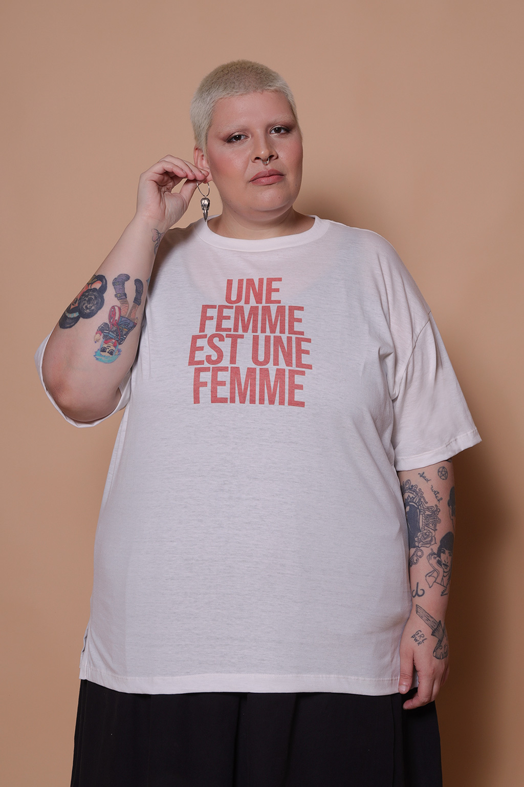 Camiseta oversize estampada Uma Mulher