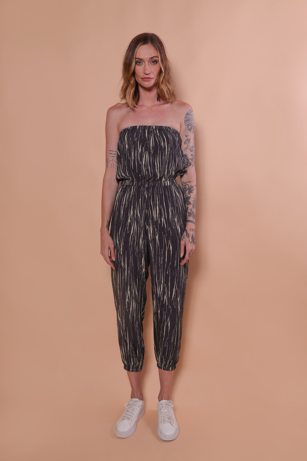 Macacão jogger estampado Rabiscos