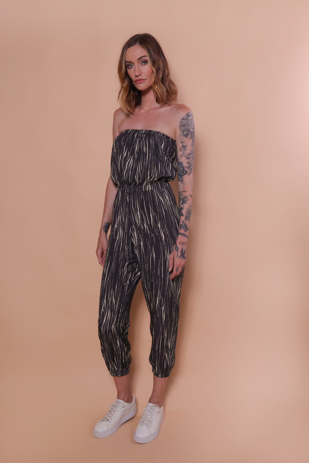 Macacão jogger estampado Rabiscos