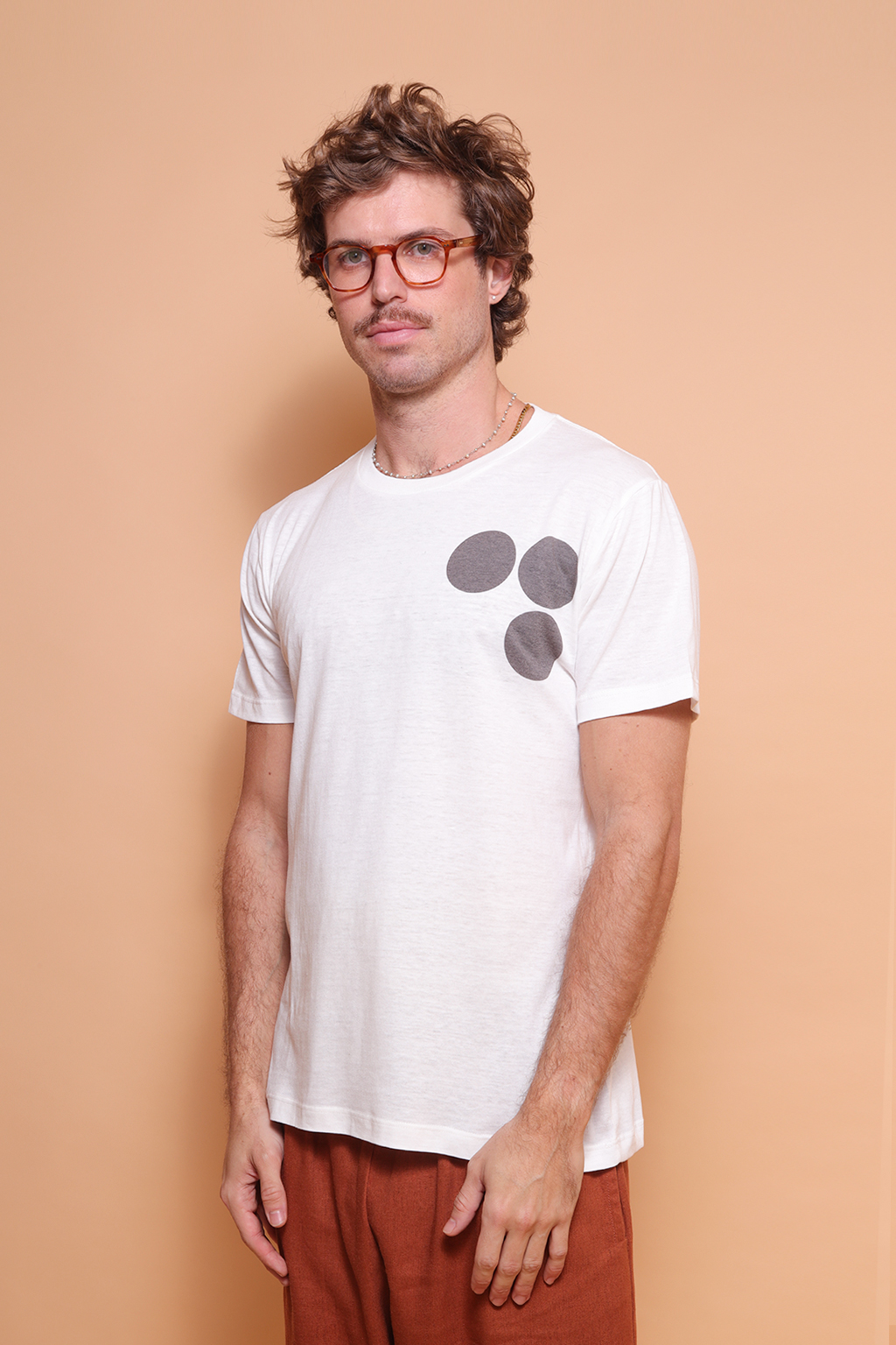 Camiseta estampada Bolas Pretas