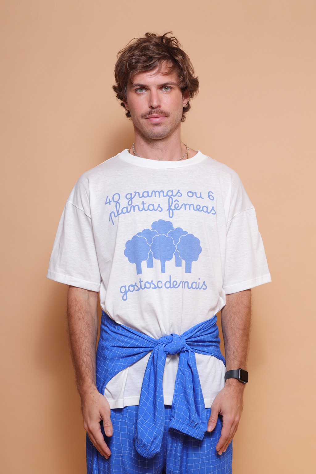 Camiseta oversize estampada 40 gramas