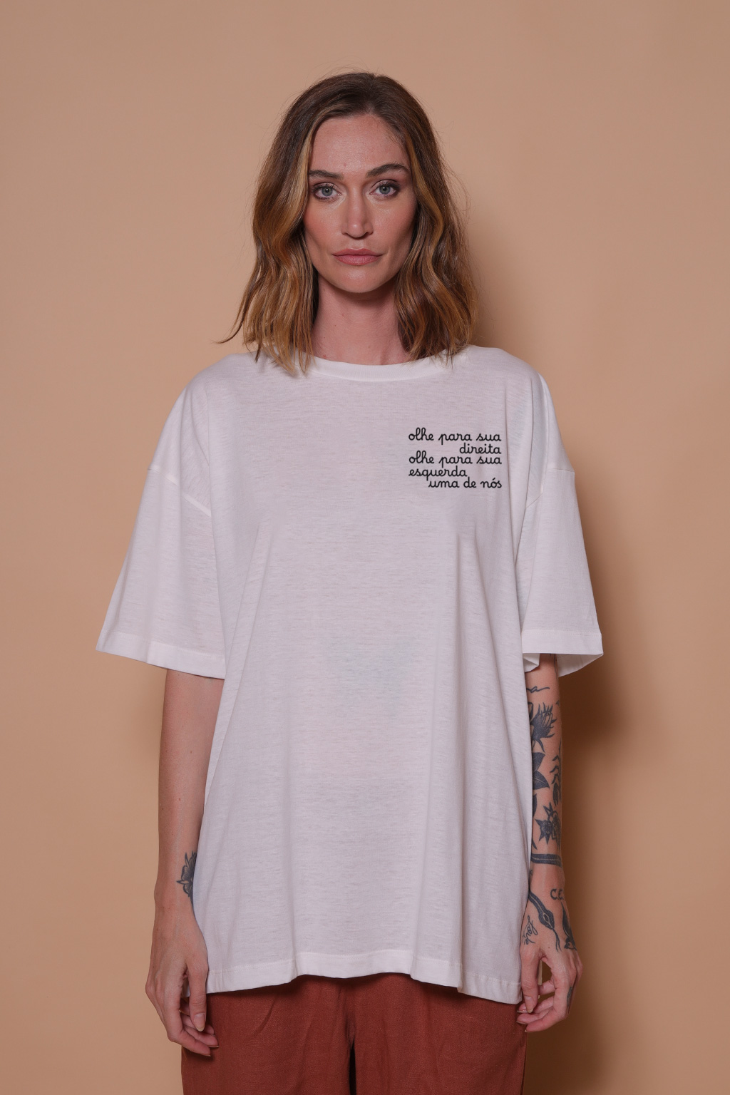 Camiseta oversize estampada Uma de Nós