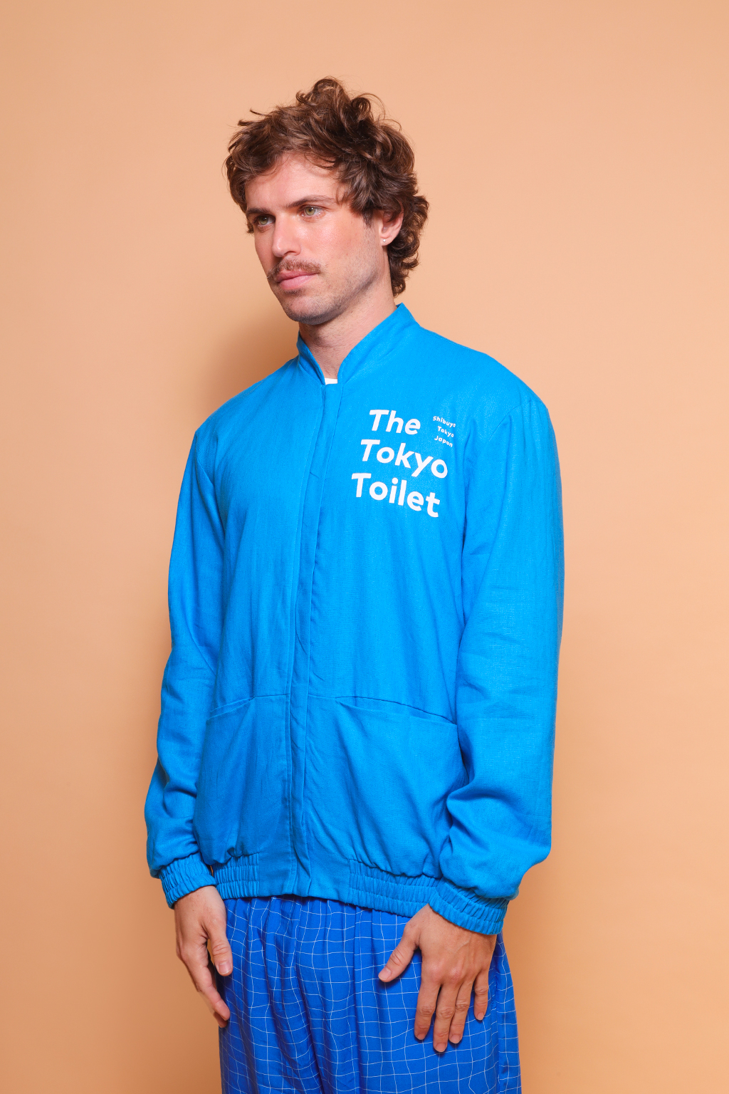 Jaqueta linho azul Tokyo Toilet AMP A Mulher Do Padre Loja On-line