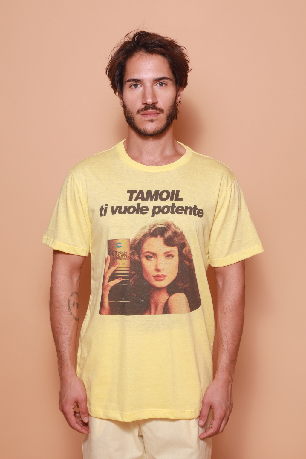 Camiseta amarela estampada Tamoil