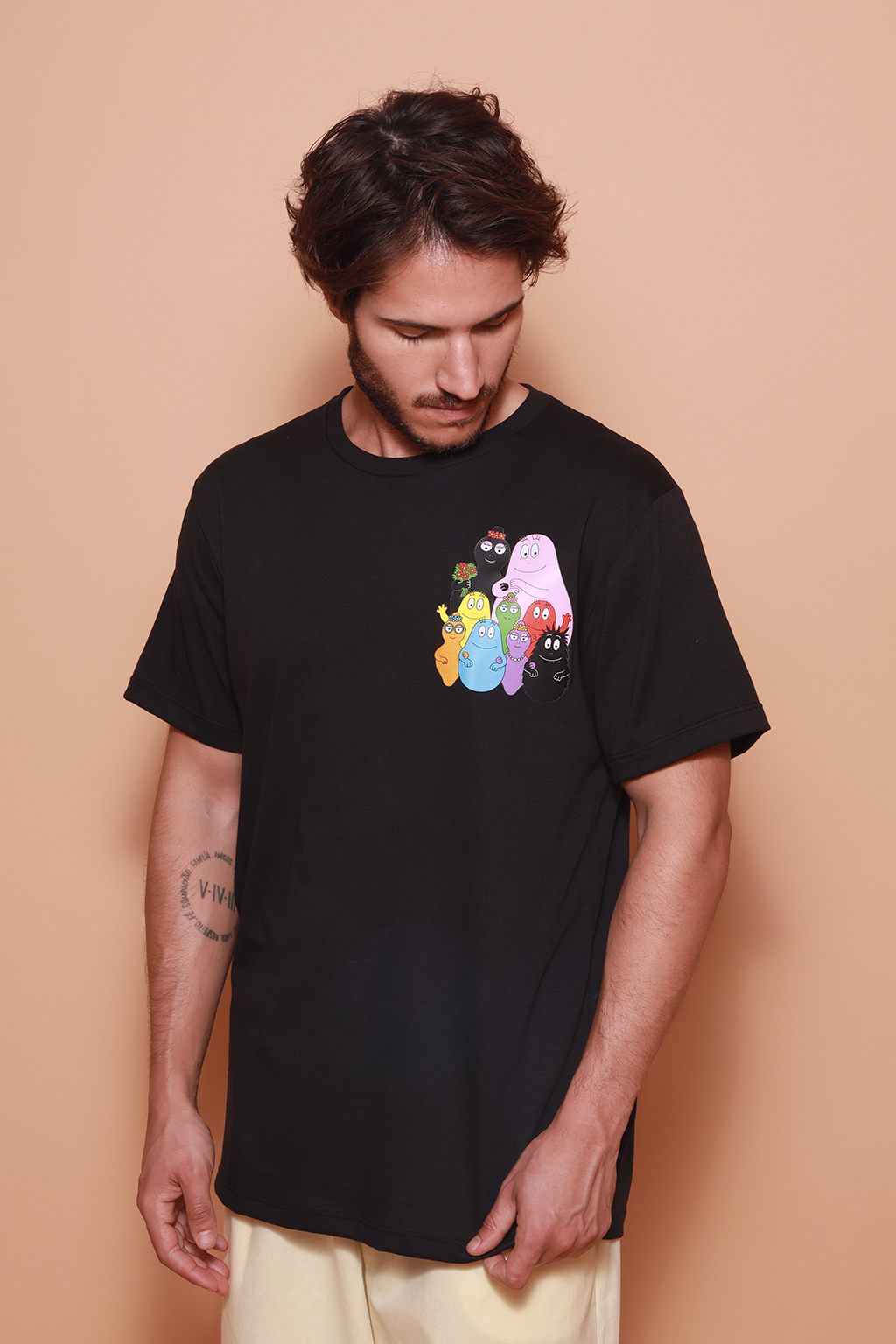 Camiseta preta estampada Barbapapa DTF