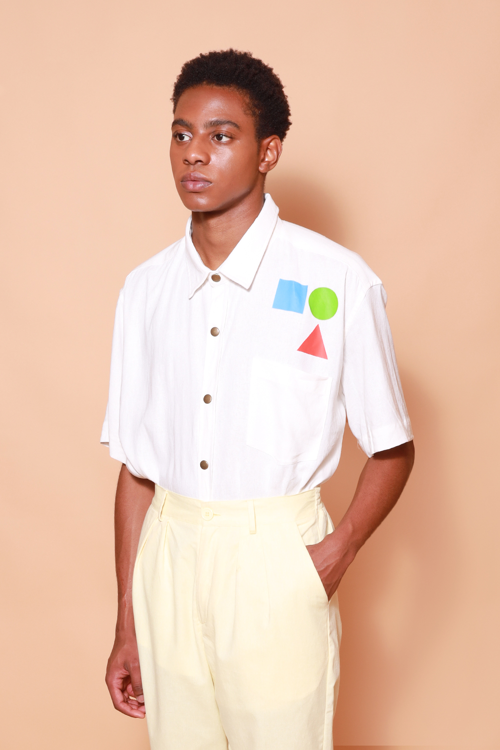 Camisa ampla linho off-white Geometria DTF