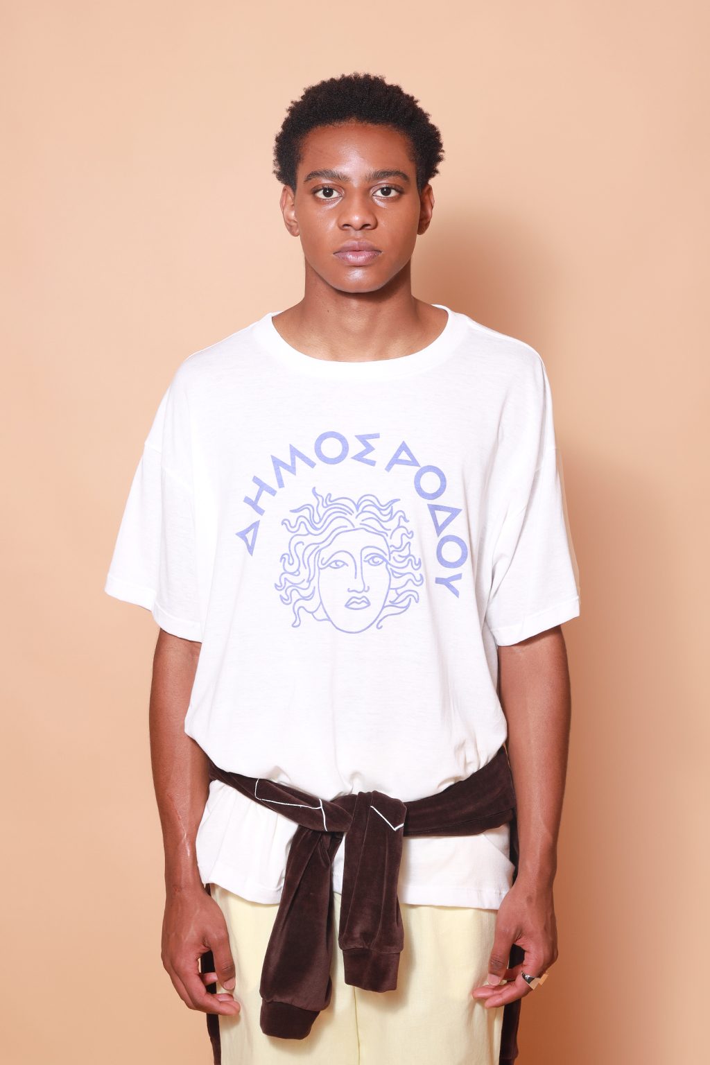 Camiseta oversize estampada Medusa