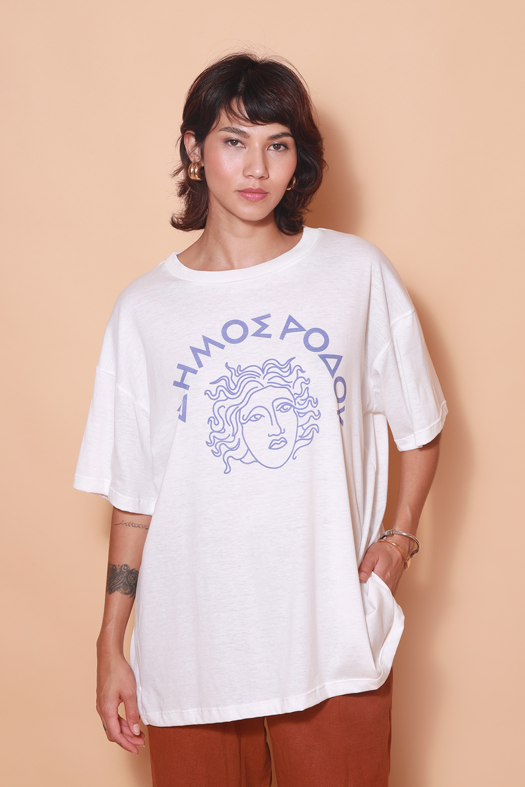 Camiseta oversize estampada Medusa