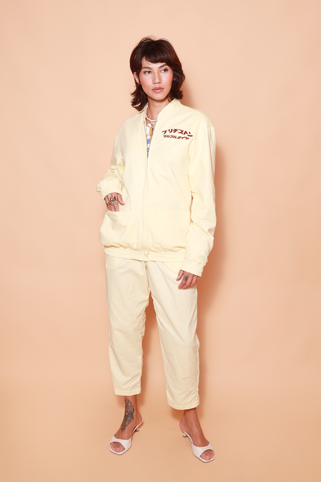 Jaqueta gola mandarim amarela