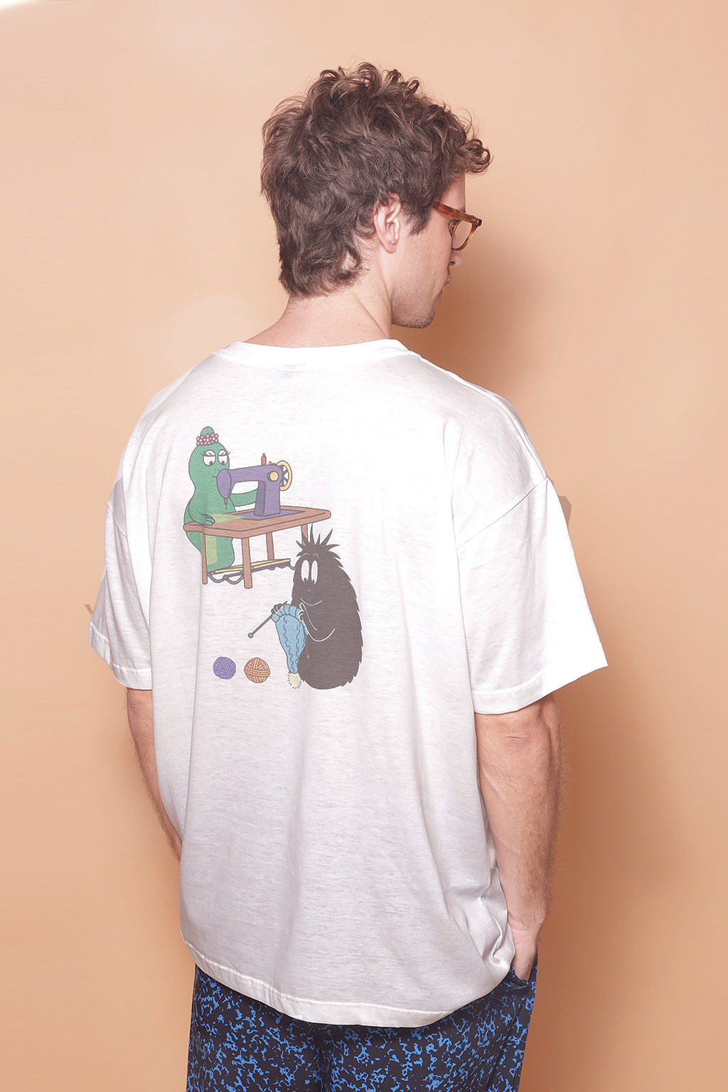 Camiseta oversize estampada Barbapapa costureiros