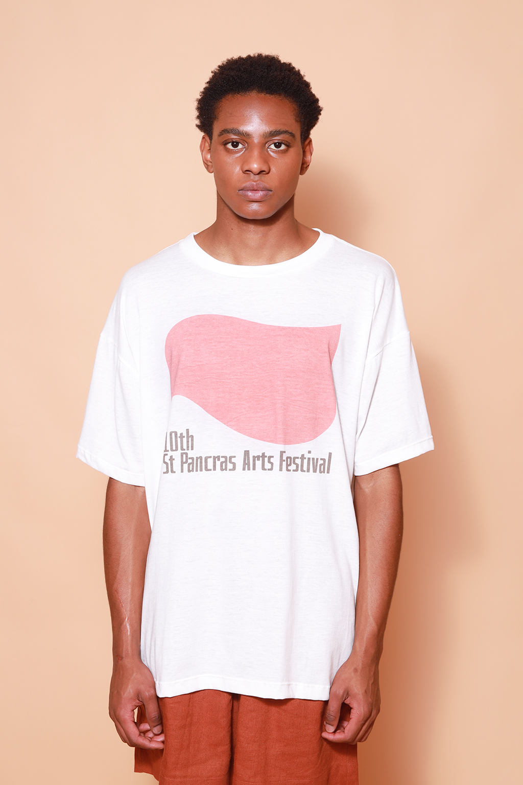 Camiseta oversize estampada St. Pancras Arts Festival