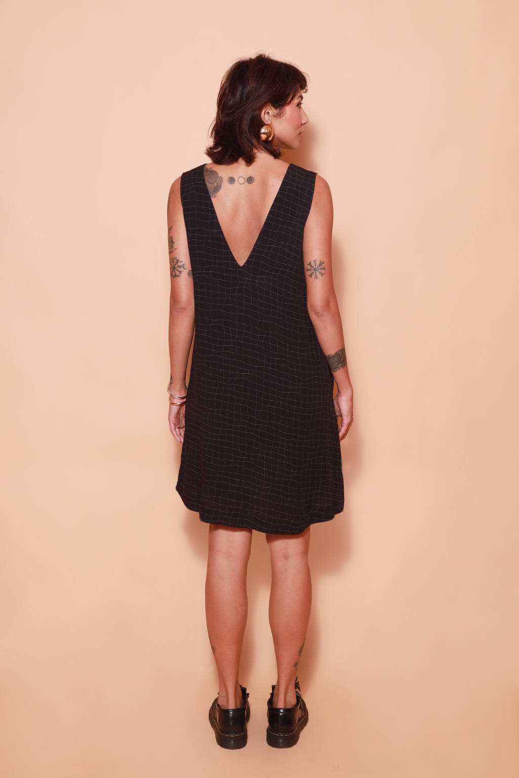 Vestido evasê estampado Grade preto