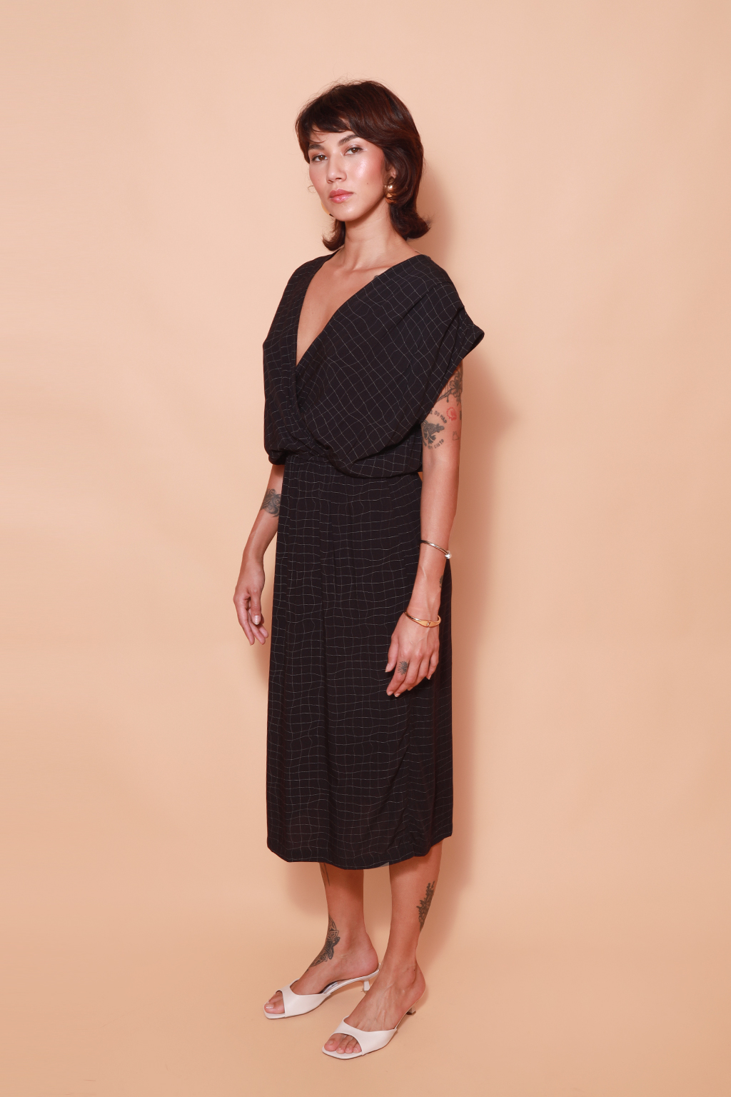 Vestido transpassado estampado Grade preto