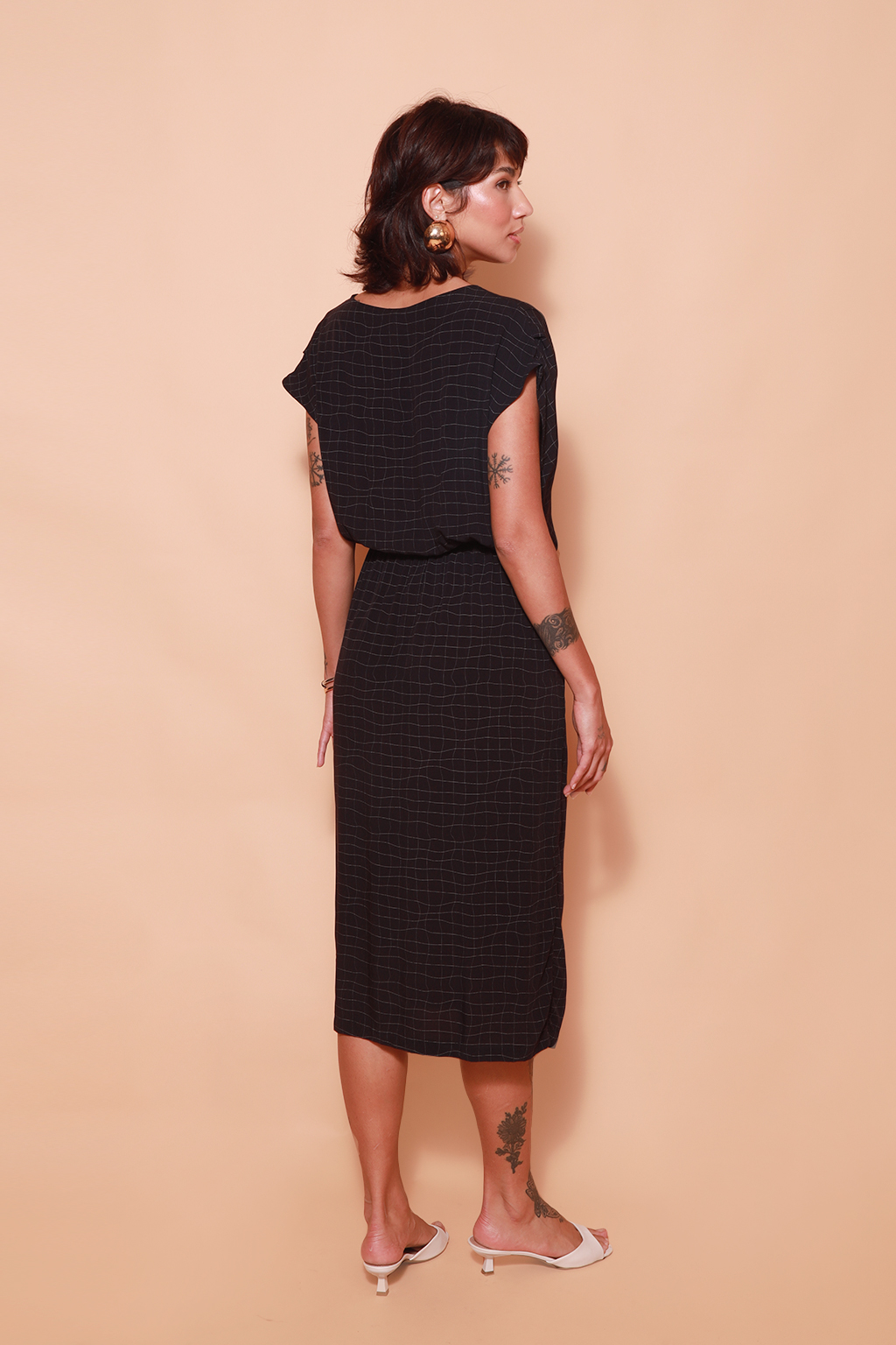 Vestido transpassado estampado Grade preto