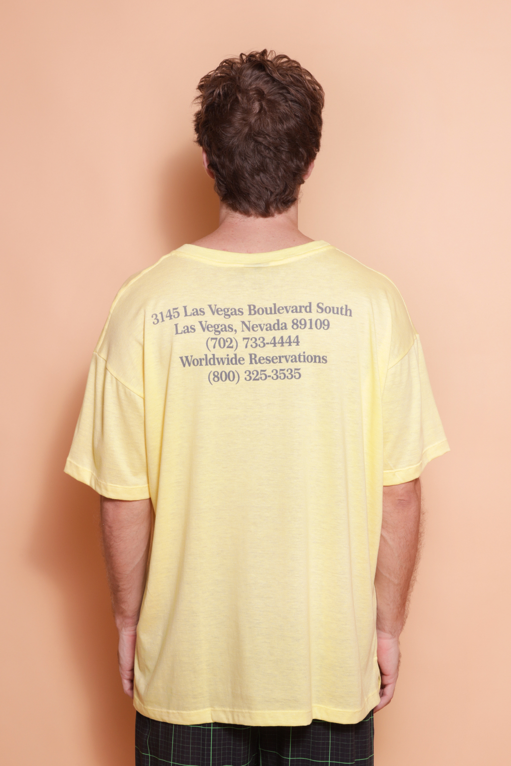 Camiseta amarela estampada Sheraton Inn