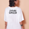 Camiseta oversize estampada collab Bloco Explode Coração