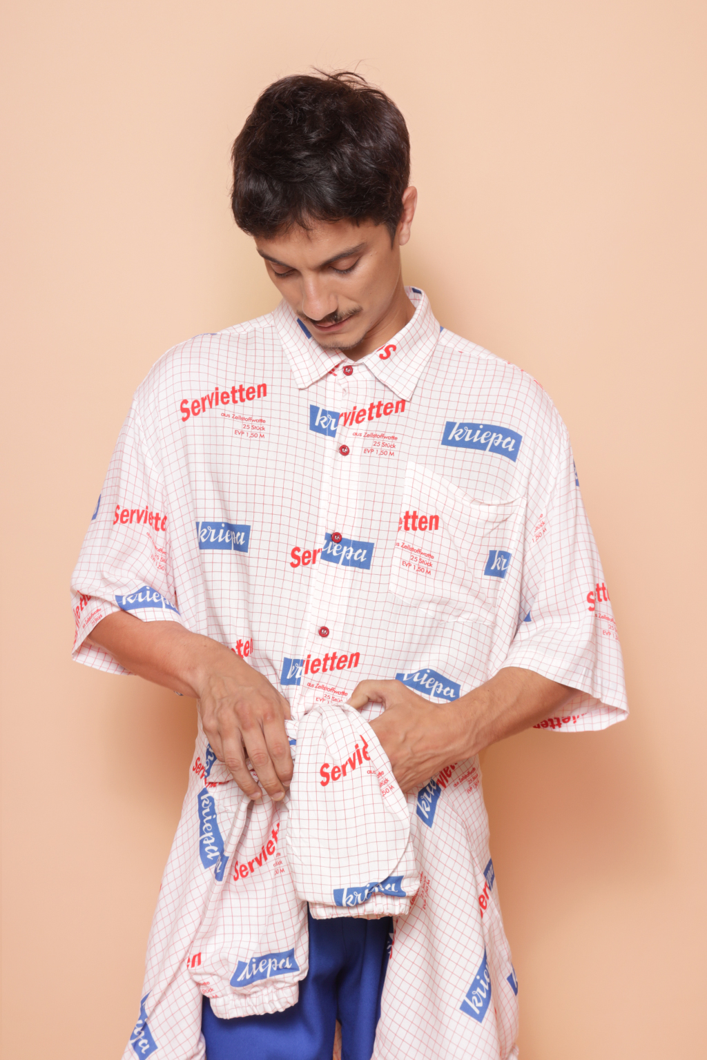 Camisa ampla estampada Contact DDR