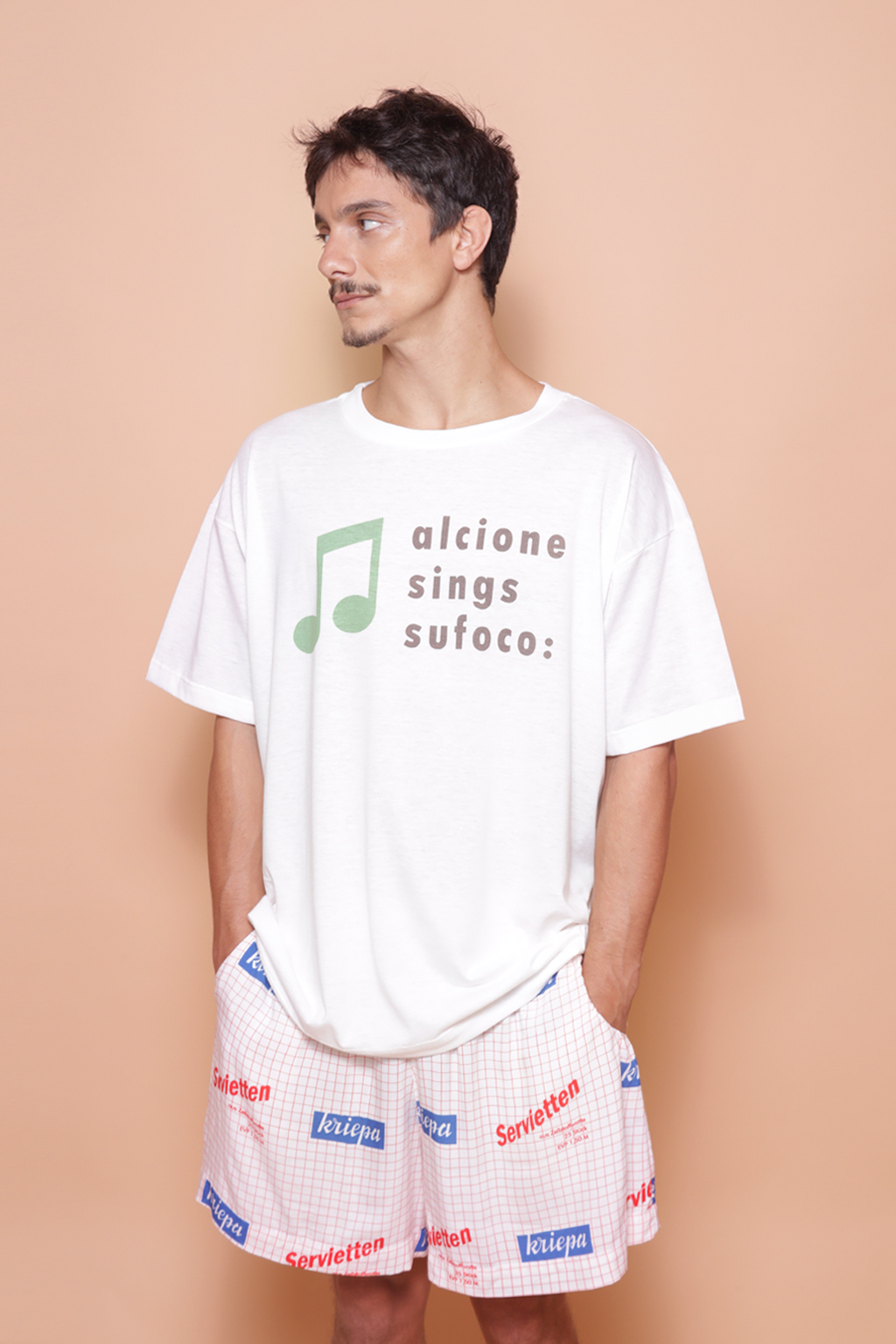 Camiseta oversize estampada Alcione sings Sufoco