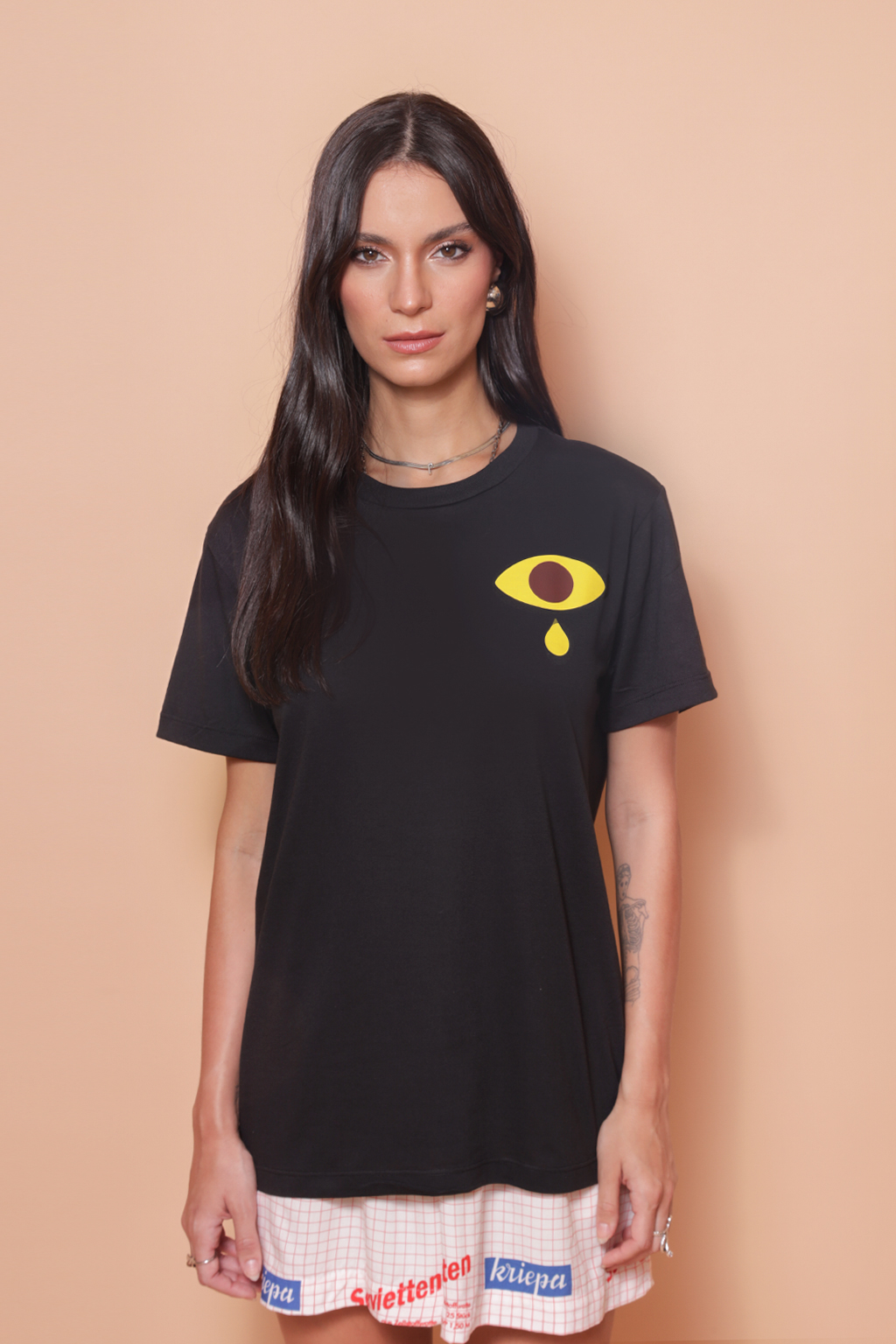 Camiseta preta estampada Lágrimas