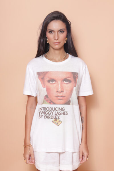 Camiseta estampada Twiggy Lashes