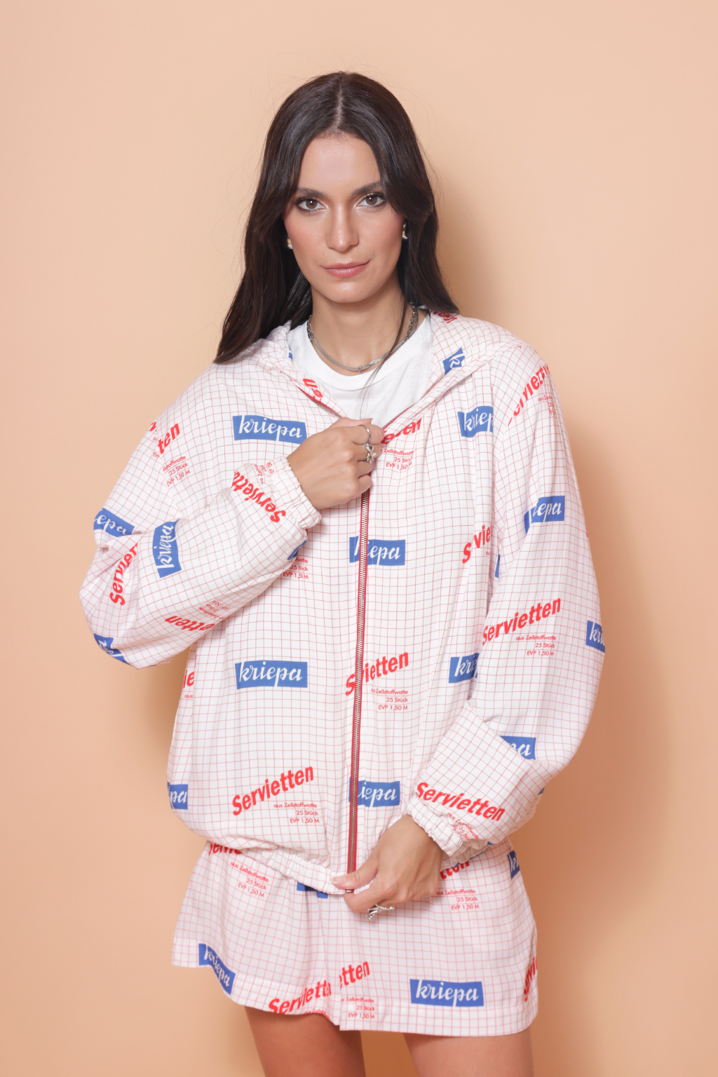 Jaqueta capuz estampada Contact DDR