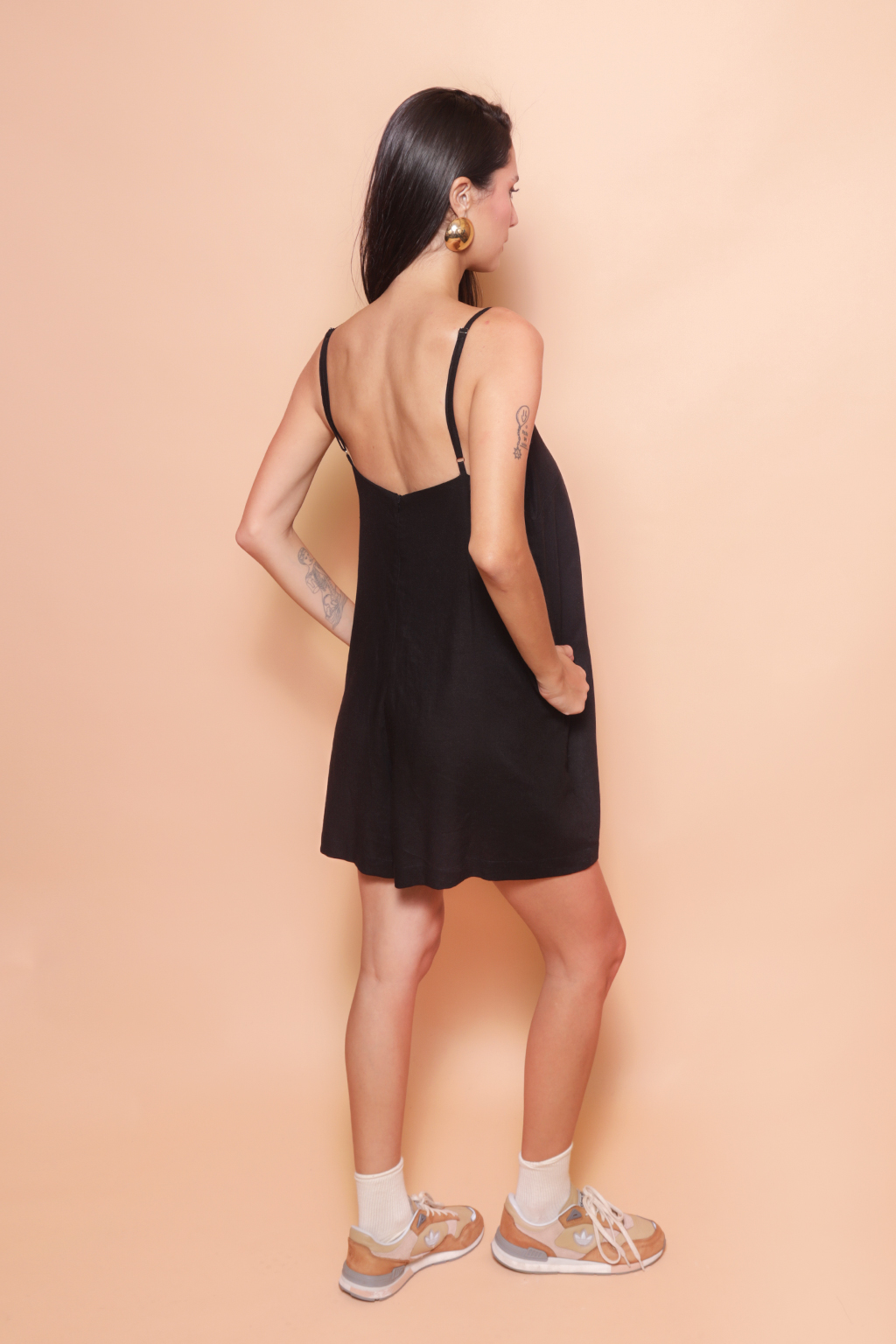 Macaquinho alcinha linho preto