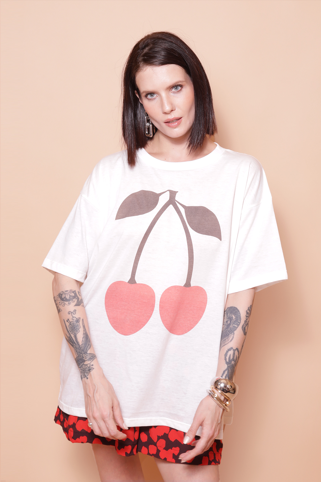 Camiseta oversize estampada Cereja