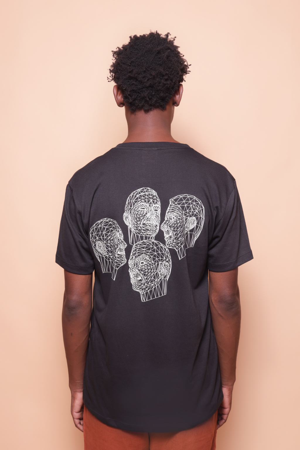 Camiseta preta estampada Kraftwerk DTF