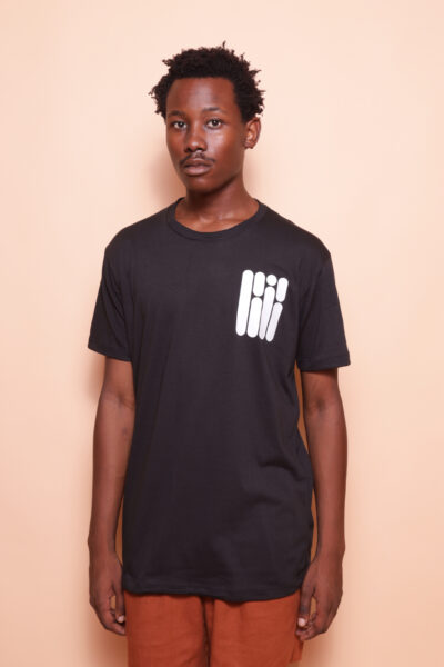 Camiseta preta estampada Tubos DTF