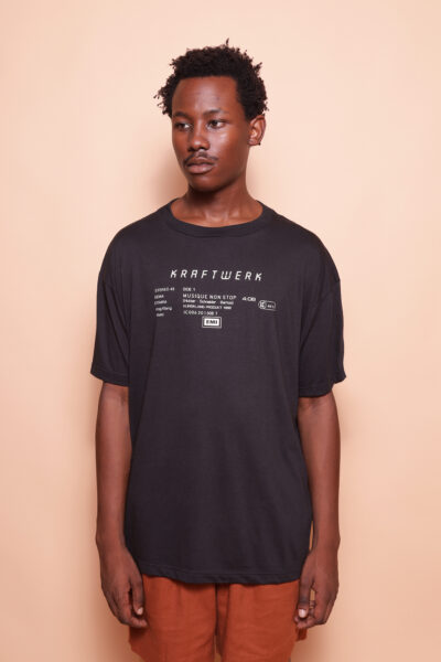 Camiseta oversize preta estampada Kraftwerk DTF