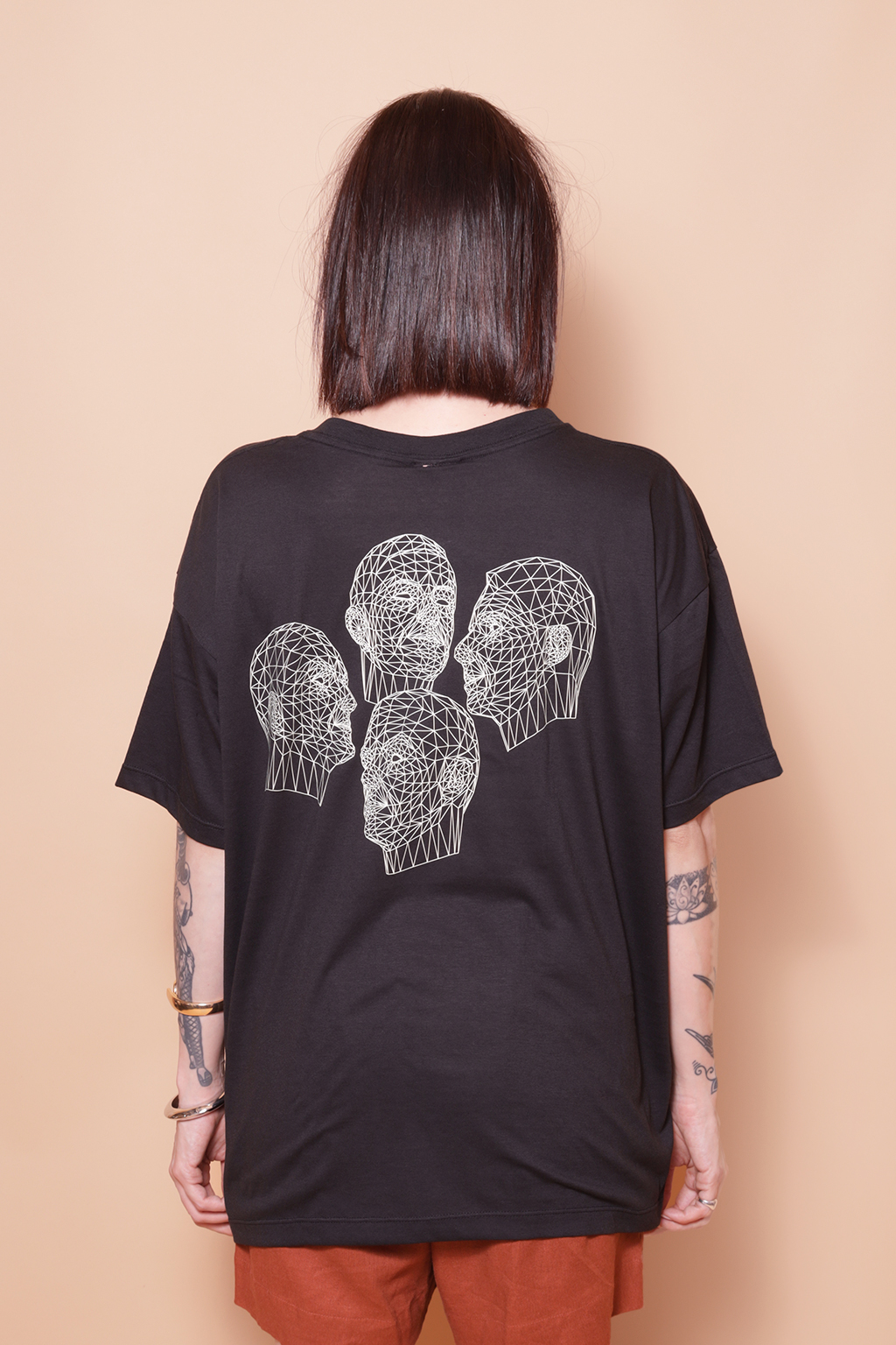 Camiseta oversize preta estampada Kraftwerk DTF