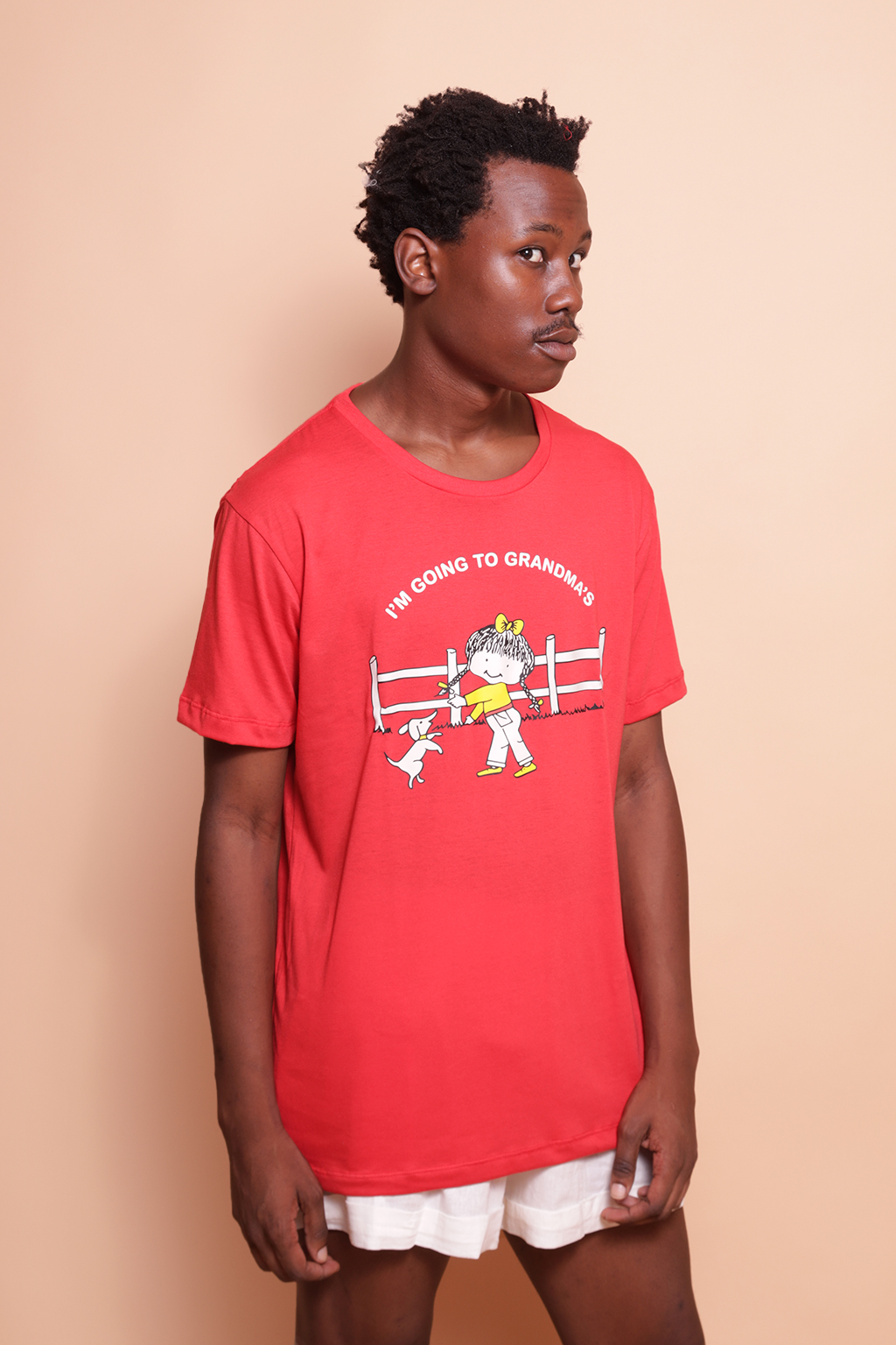 Camiseta vermelha estampada Grandma's DTF