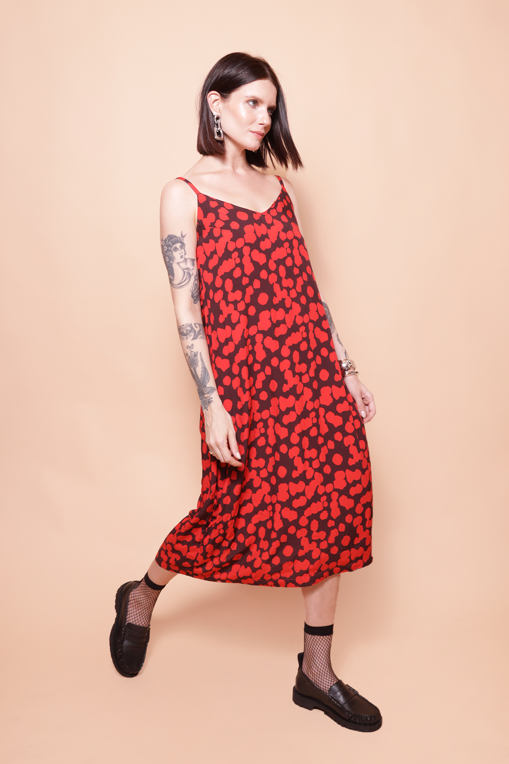 Vestido alcinha estampado Onça Preta